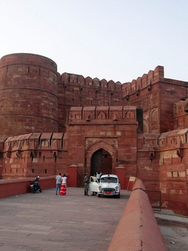 Agra Fort: Whispers of Power and Majesty in the Mughal Embrace