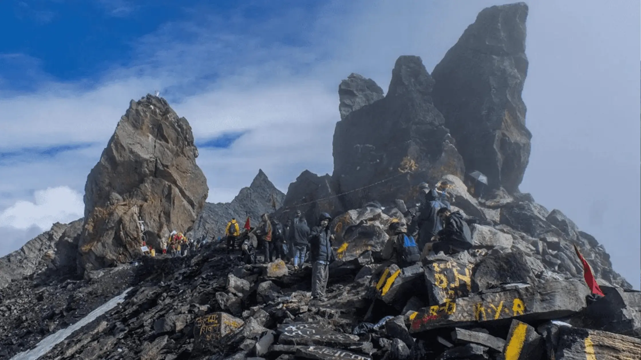 Sirikhand Mahadev Lake: Unveiling Nature’s Tranquil Gem